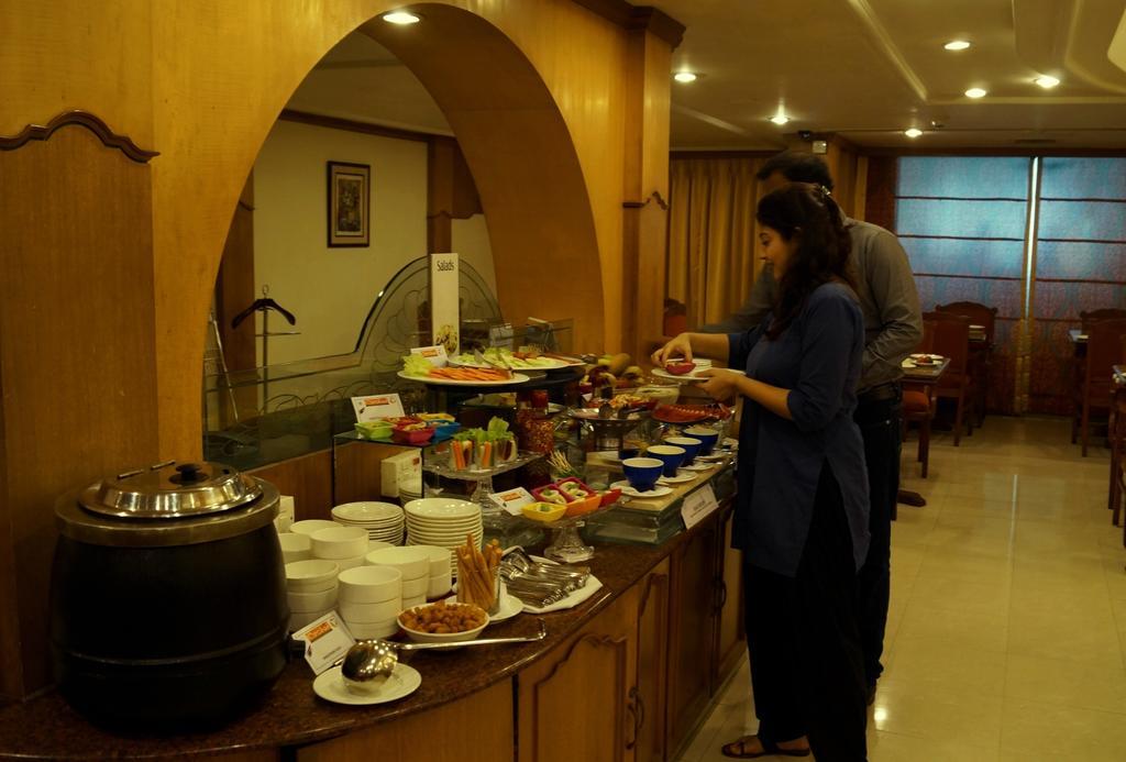 Fortune Park Galaxy - Member ITC Hotel Group, Vapi Bagian luar foto